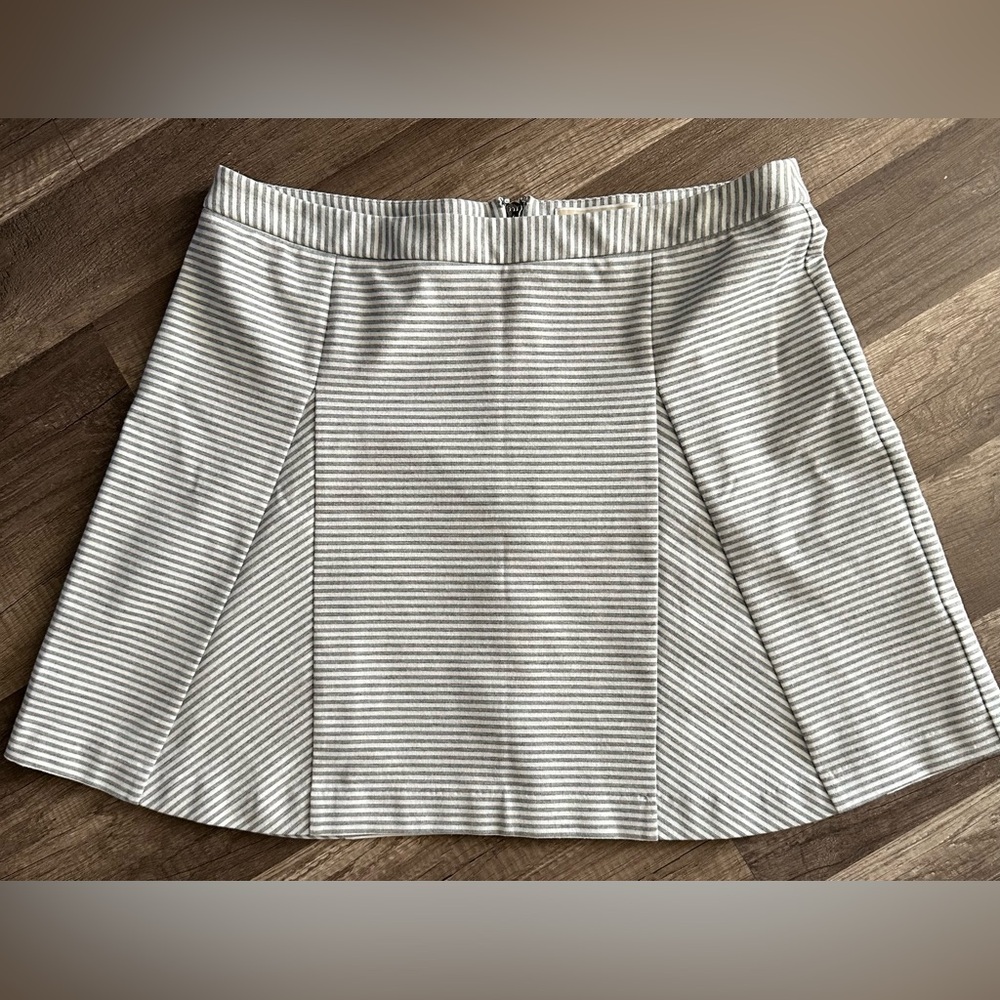 White and grey striped Michael Kors skirt